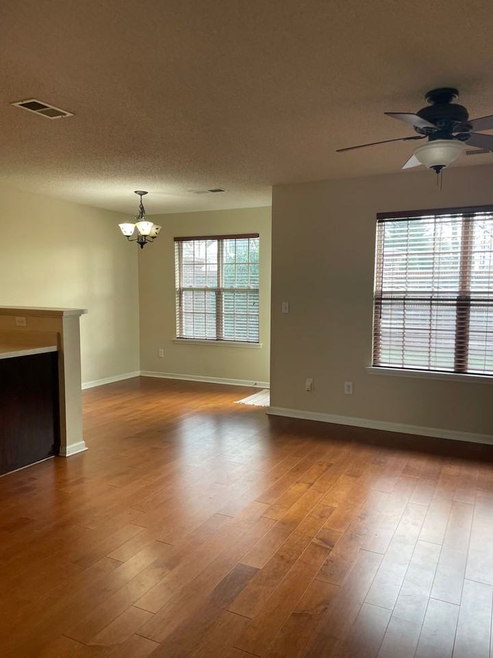 11919 Maria Ester Ct - Photo 3 of 37