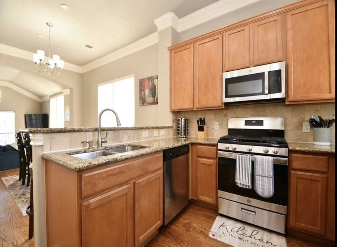 9016 Bayview Cove Dr #NA - Photo 6 of 20