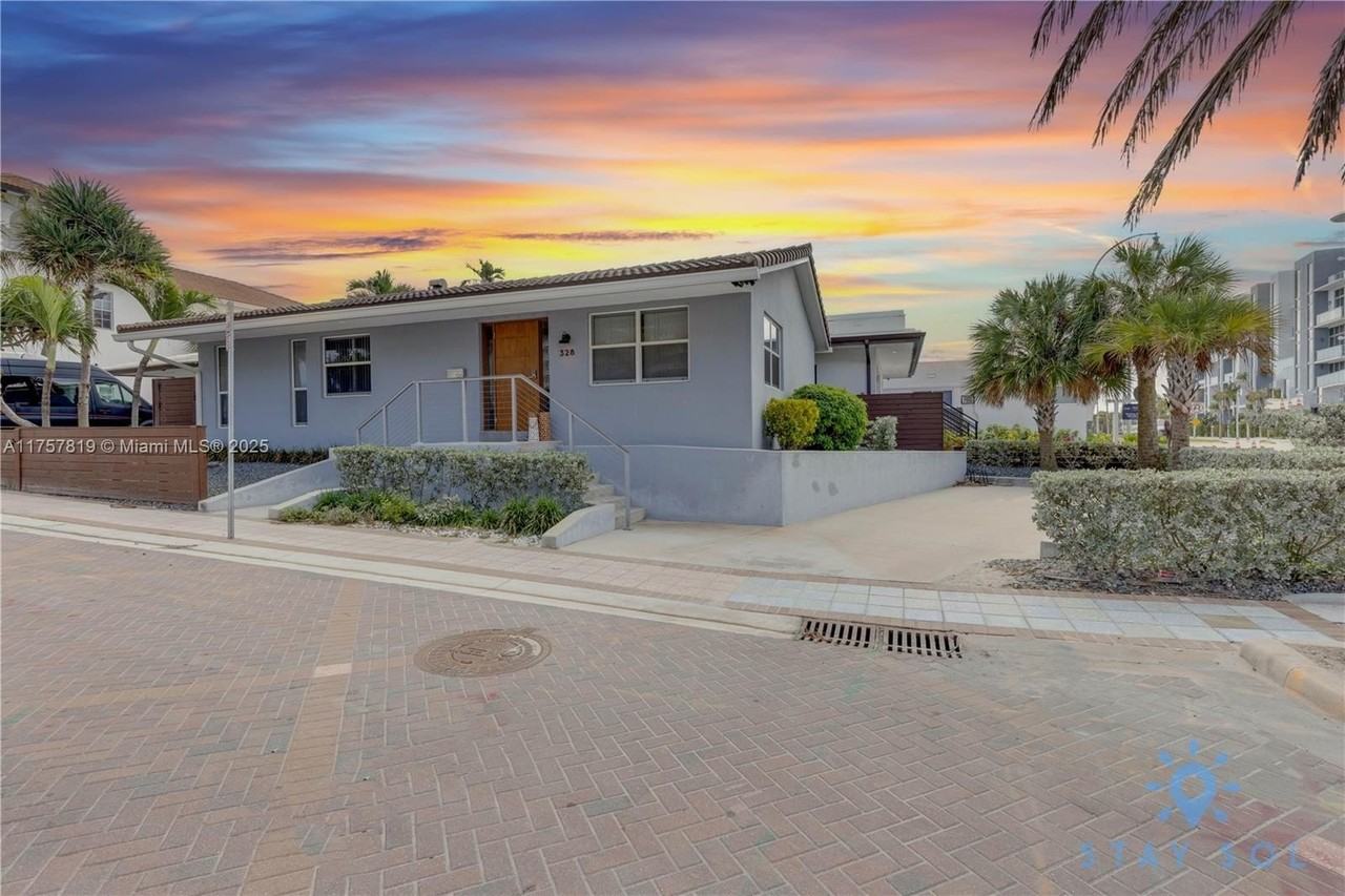 328 Missouri St - Photo 4 of 44