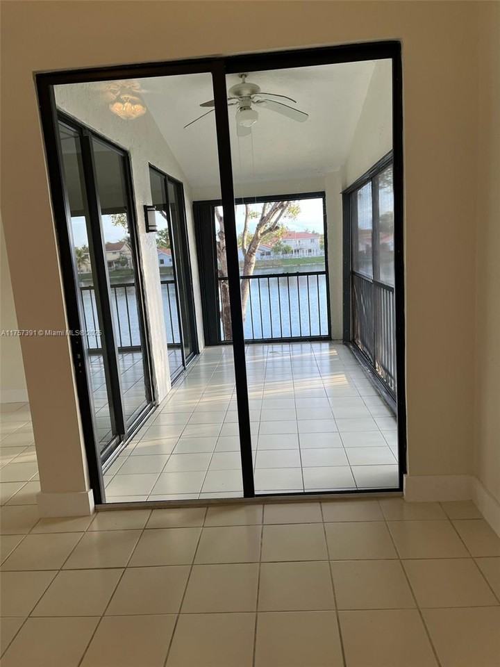 8210 Nw 191st St #25-5 - Photo 3 of 8