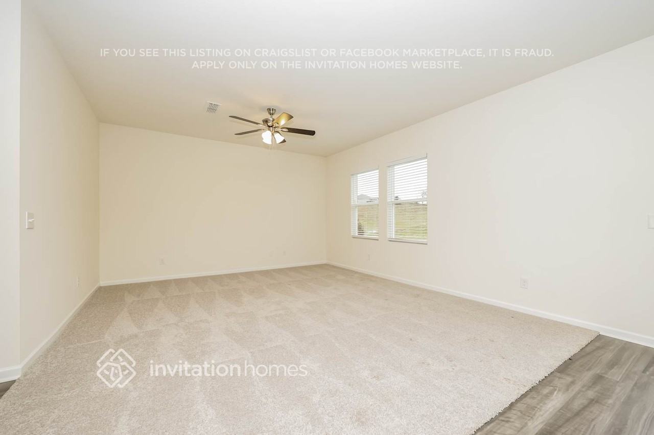 2126 Youngfellow Dr - Photo 4 of 18