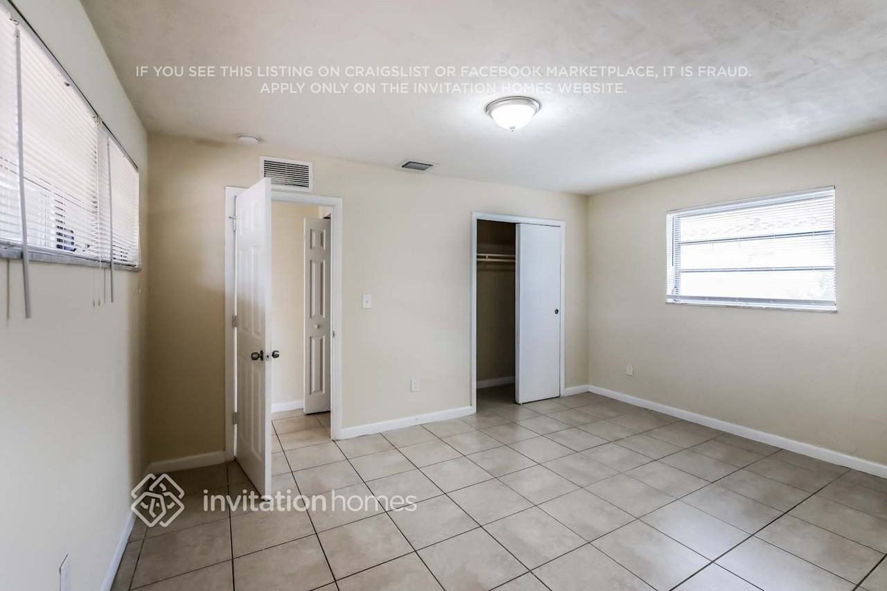4641 Nw 7th Dr - Photo 7 of 17
