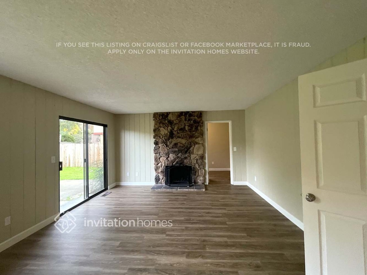 112 Royal Ct - Photo 5 of 14