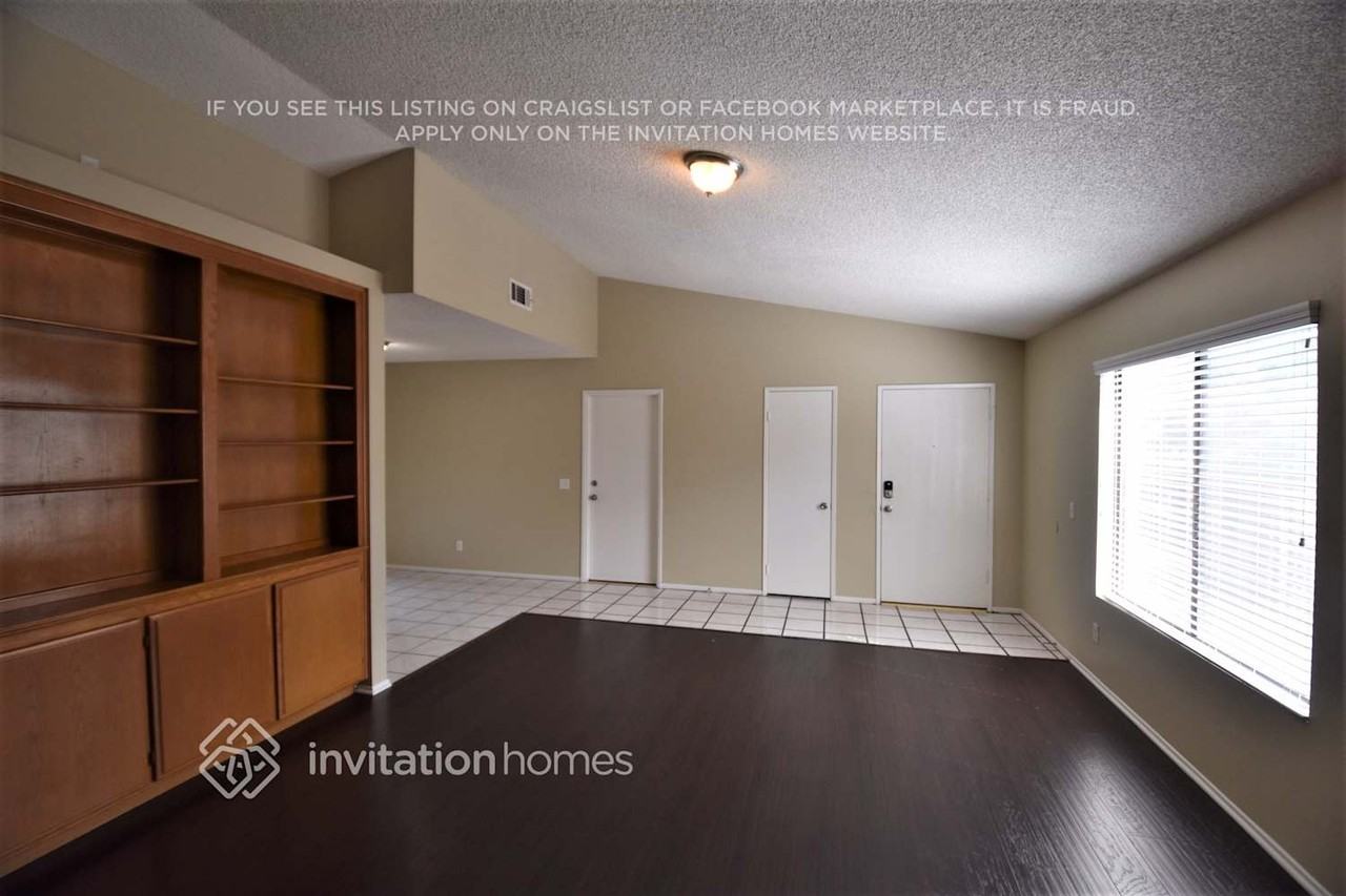 2878 Acacia Ave - Photo 2 of 12