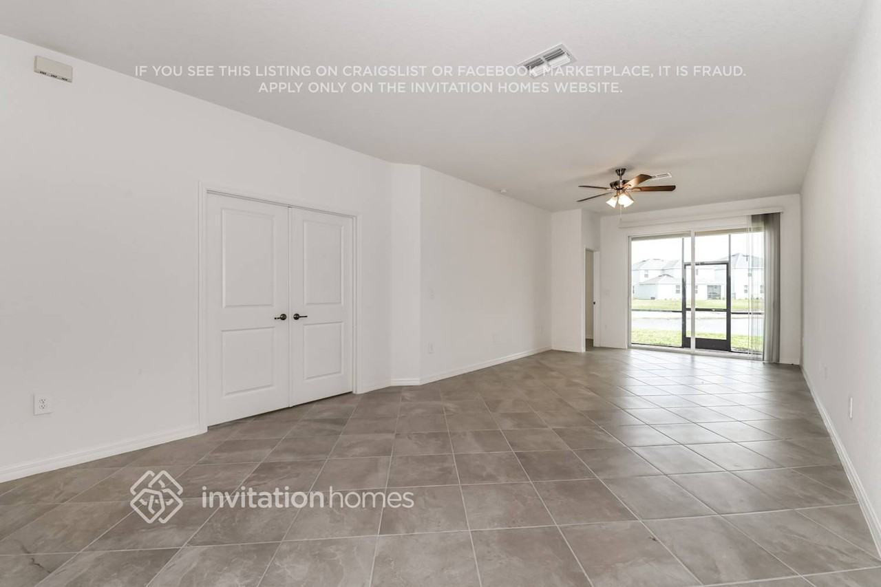 2235 Dragonfruit Way - Photo 3 of 16