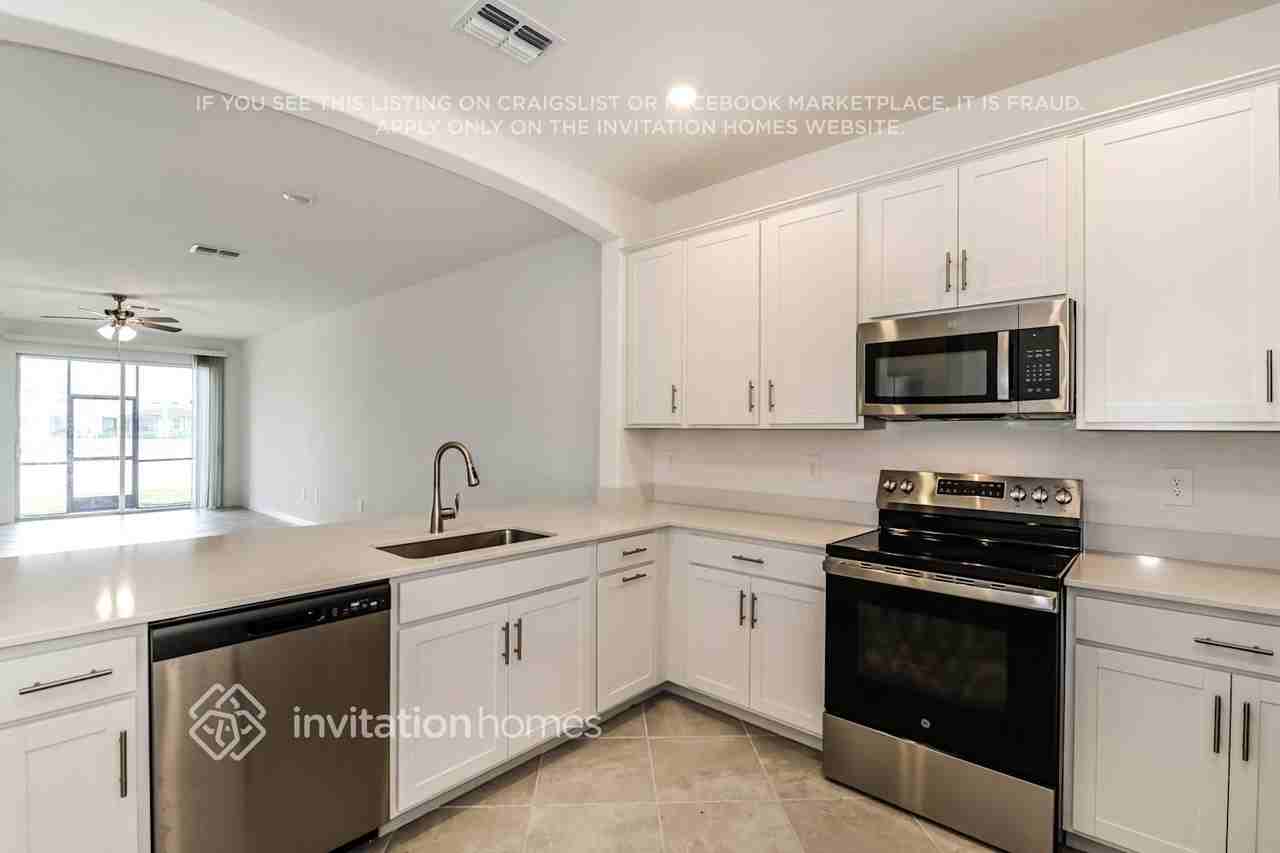 2235 Dragonfruit Way - Photo 5 of 16