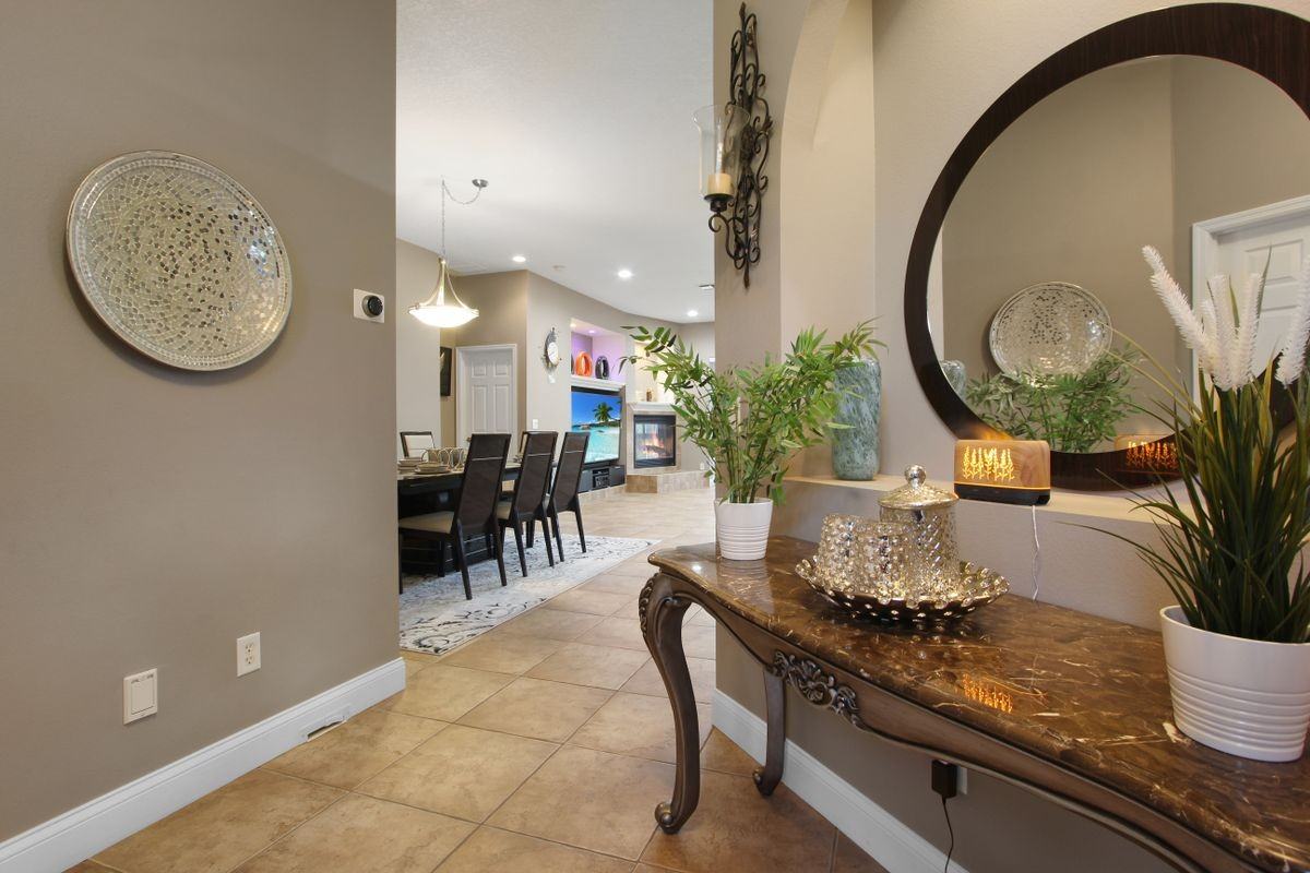 1120 Linkside Ct - Photo 4 of 19