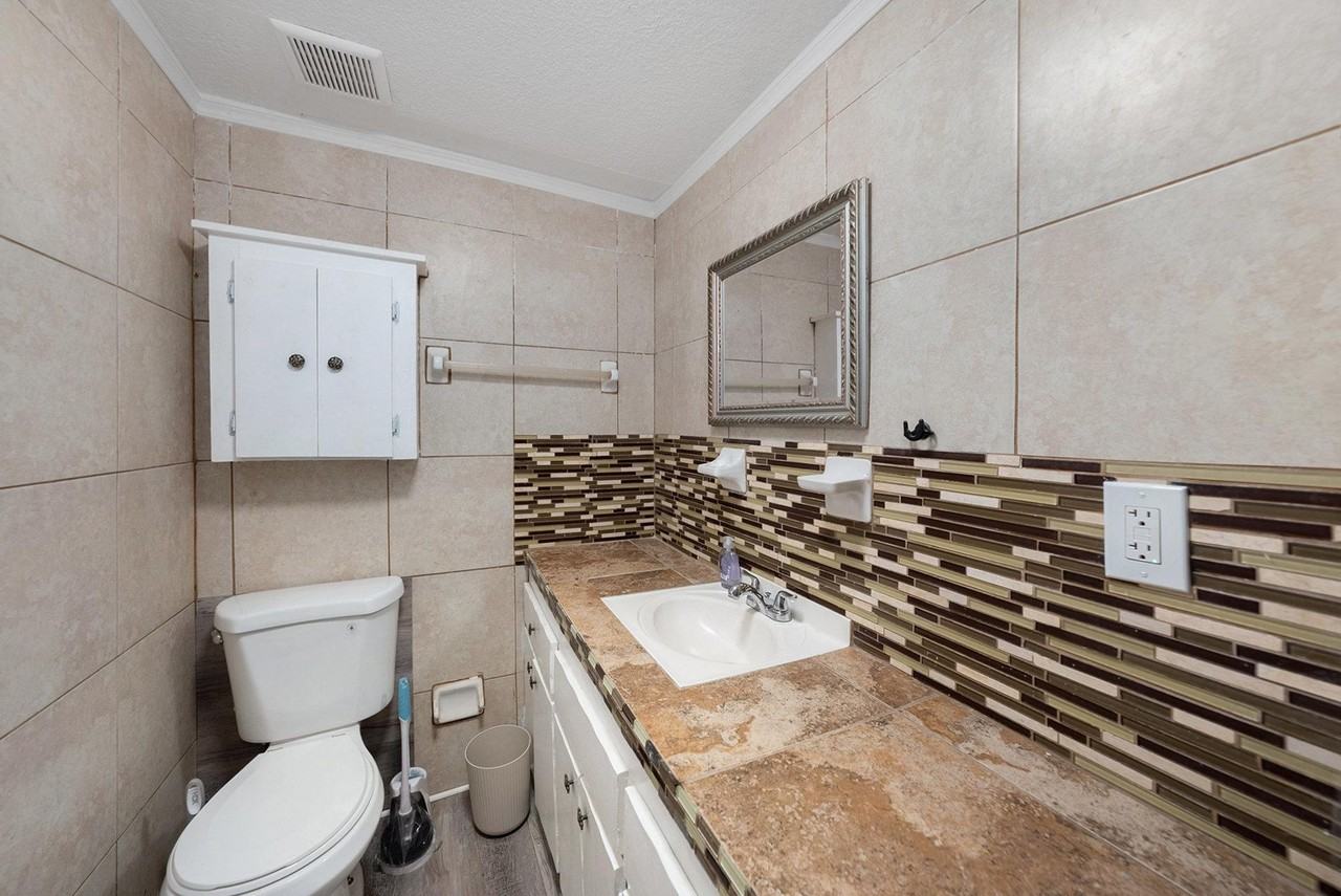 71st Avenue North - Photo 7 of 10