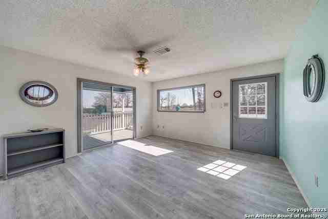 285 Isle Of View Dr - Photo 3 of 12