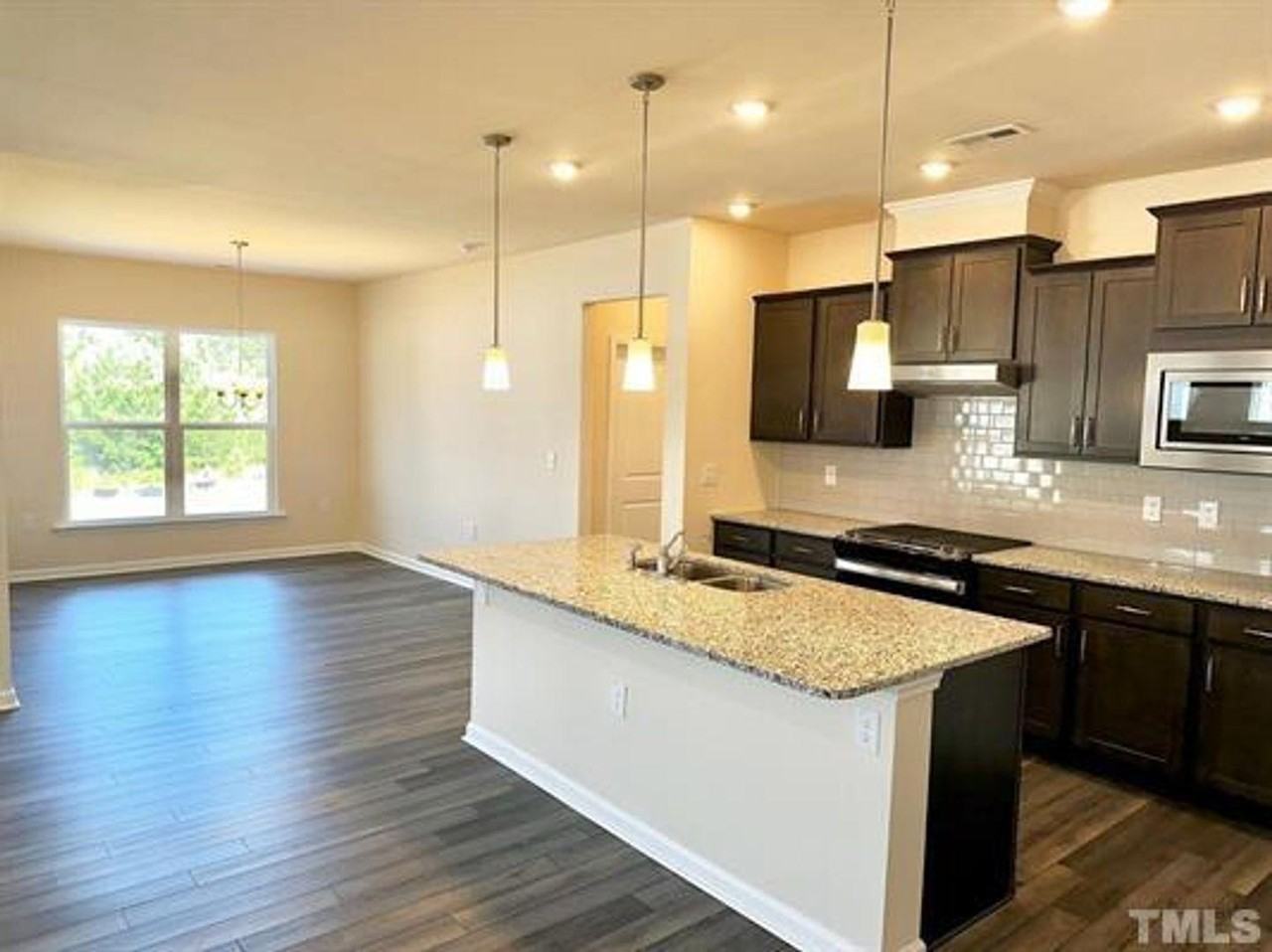 2232 Attend Xing - Photo 4 of 15