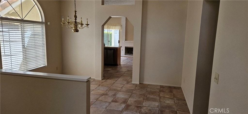 5258 West Plain Field Drive - Photo 5 of 9