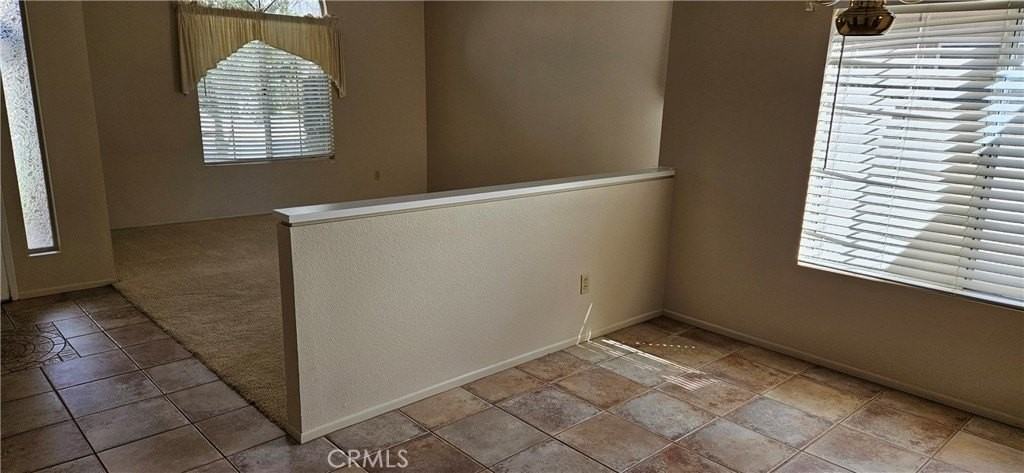 5258 West Plain Field Drive - Photo 6 of 9