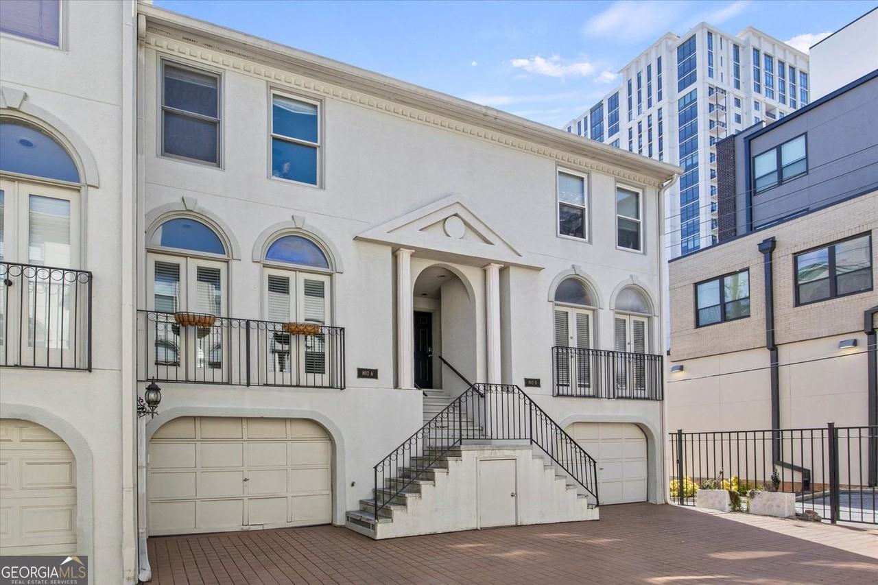 802 Piedmont Ave Ne - Photo 2 of 34