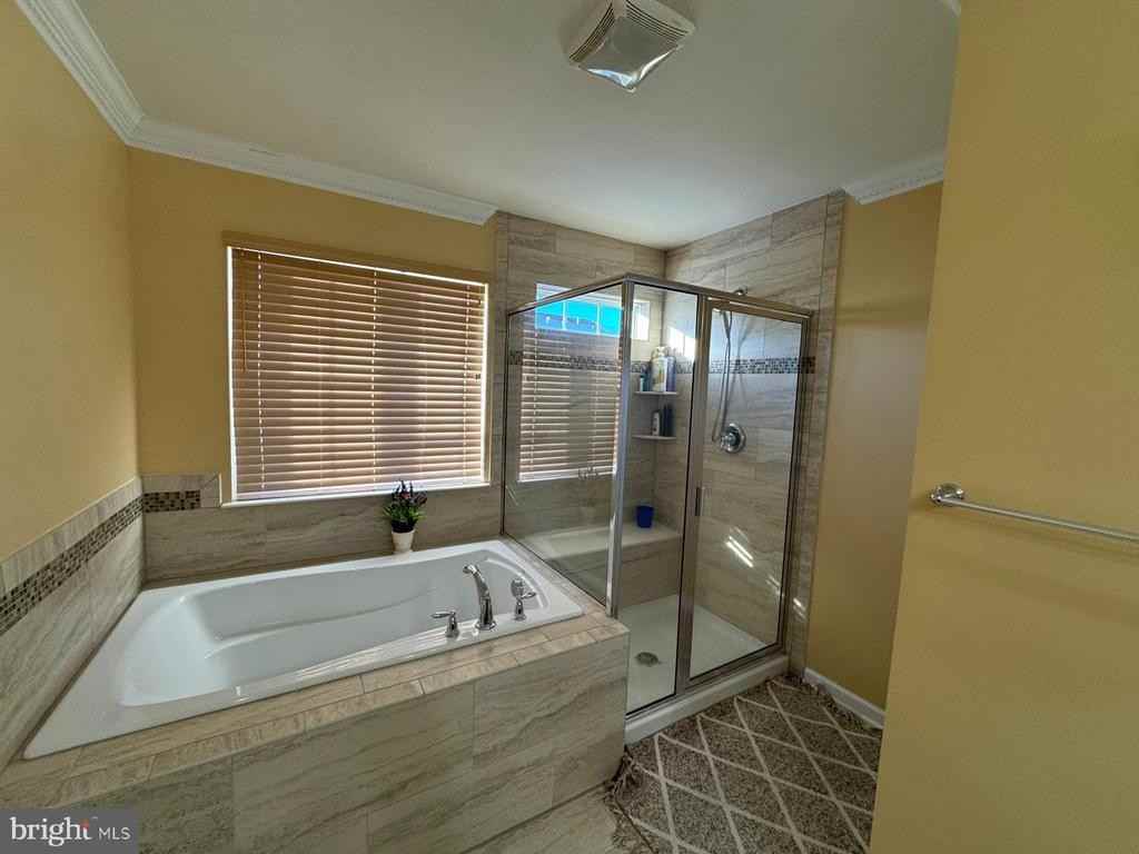 26 Morris Ln - Photo 2 of 27
