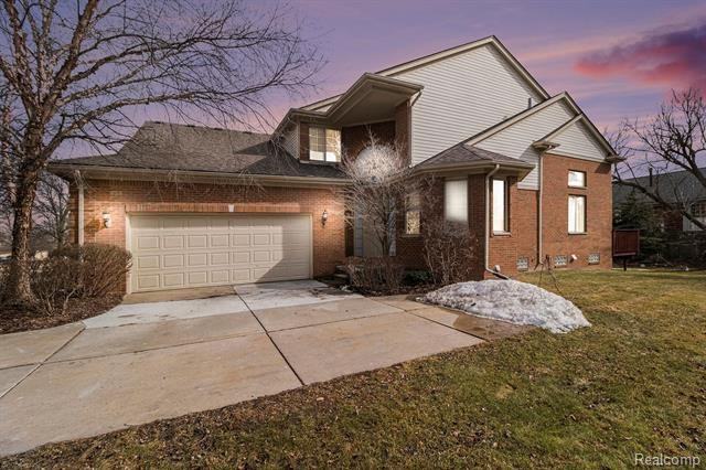1028 Maya Ct - Photo 2 of 25