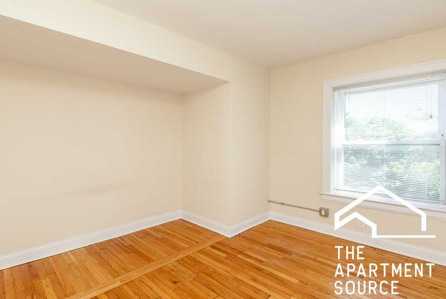 3301 W Belden Ave #1 - Photo 3 of 9