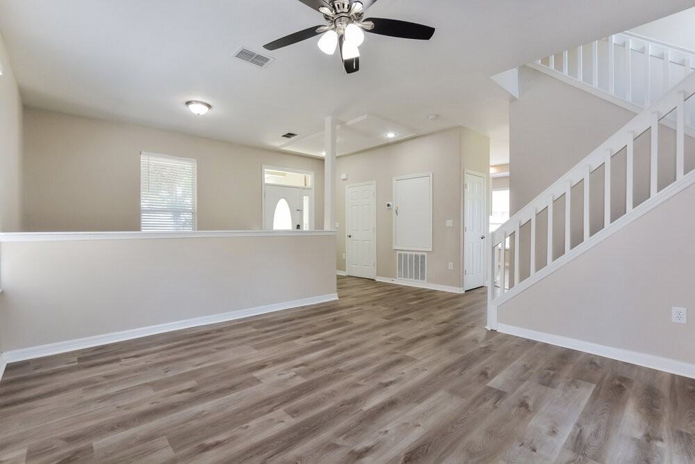 1221 Woodflower Way - Photo 7 of 17