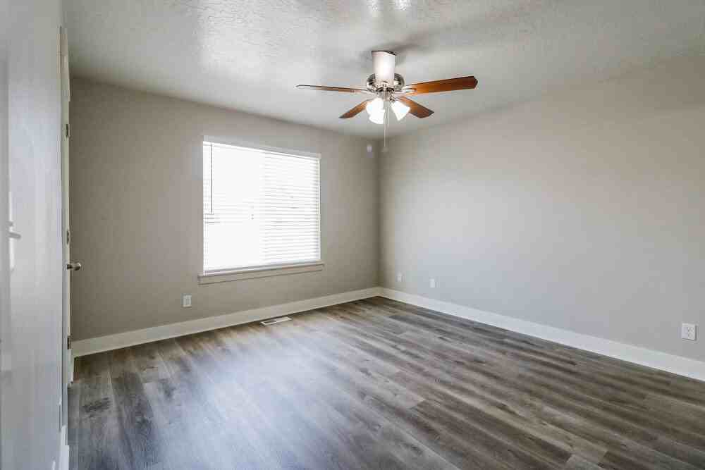 1791 E Tumwater Ln - Photo 7 of 17