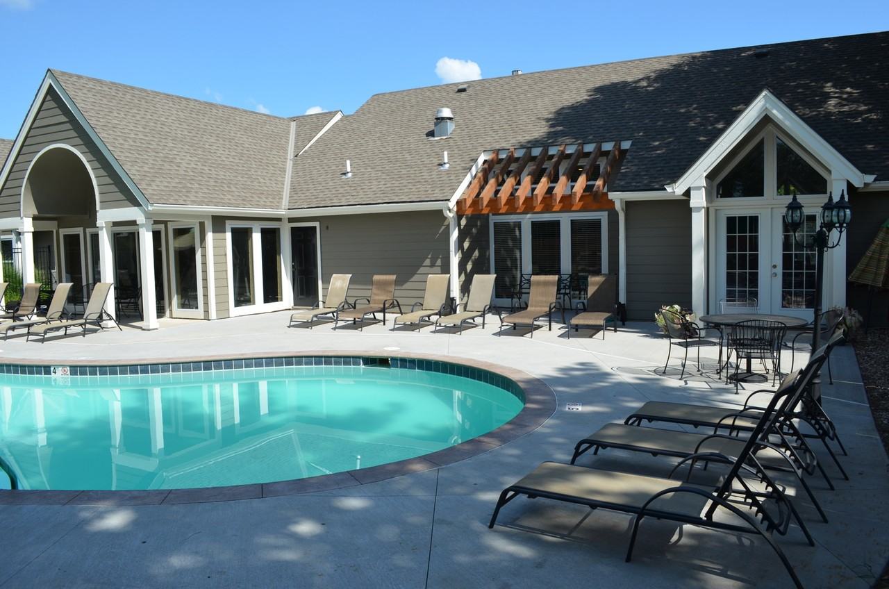 61-01 Nieman Square - Photo 6 of 50