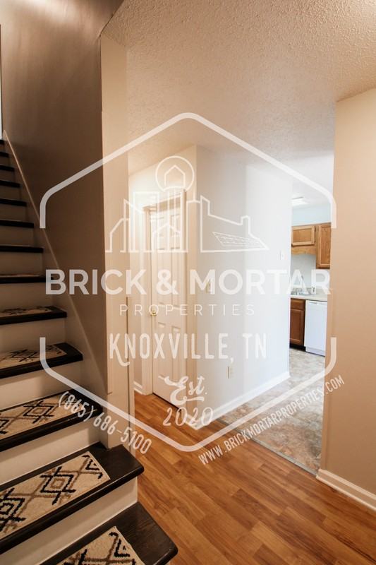 130 N 6th St - Photo 6 of 29