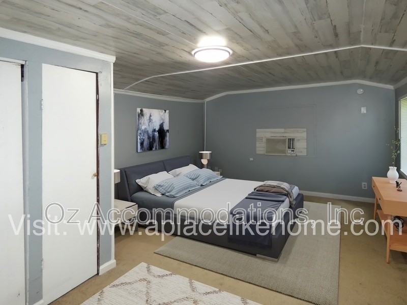 5400 Nw Venetian Dr - Photo 3 of 14