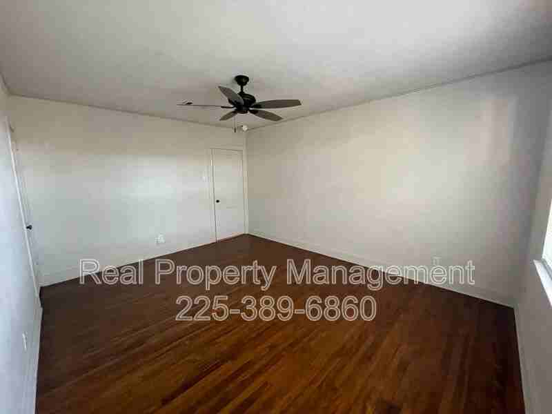 725 Carol Marie Dr #4 - Photo 2 of 12