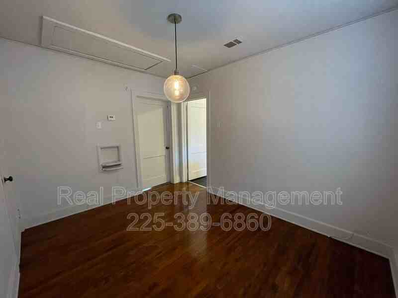 725 Carol Marie Dr #4 - Photo 5 of 12