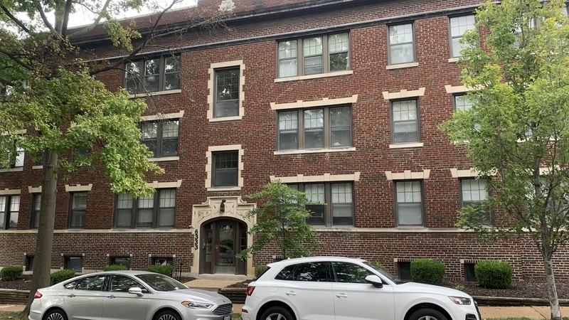 6333 S Rosebury Ave - Photo 2 of 33