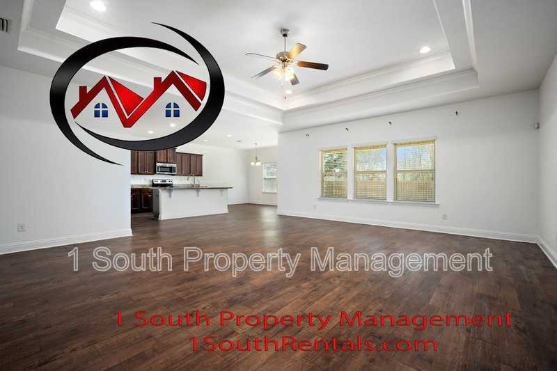 9215 Ofallon Dr - Photo 3 of 17