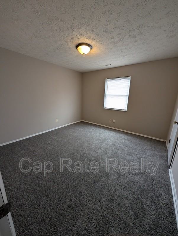 1199 E North Broadway St - Photo 5 of 7