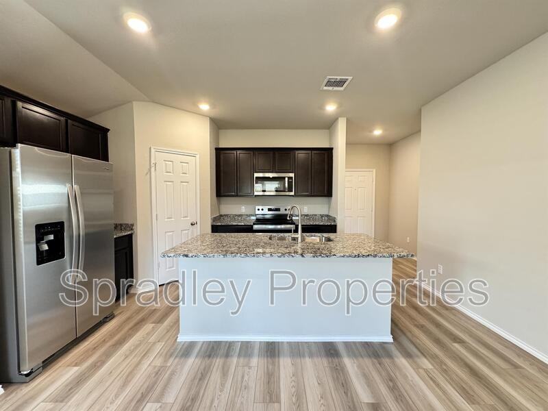 1012 Ribeye Rd - Photo 2 of 12