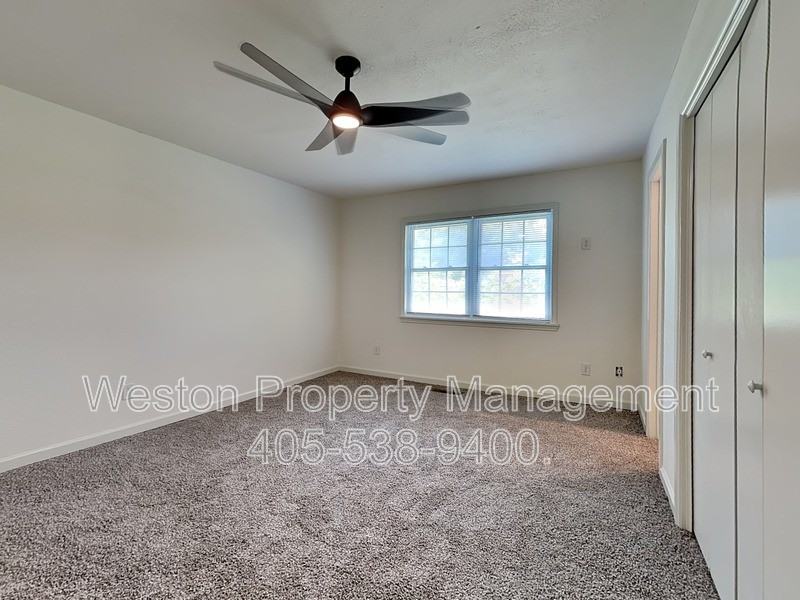 8708 Cord Ave - Photo 3 of 17