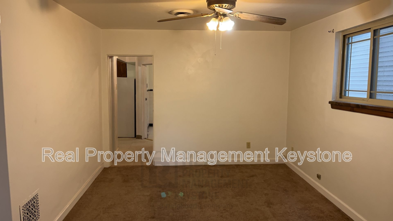 403 Ohio Ave #2ndFL - Photo 5 of 15