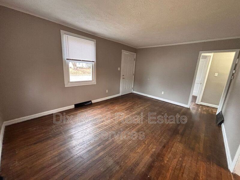 4446 Prescott Ave - Photo 3 of 21