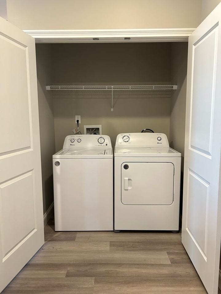 Windover - Photo 5 of 12