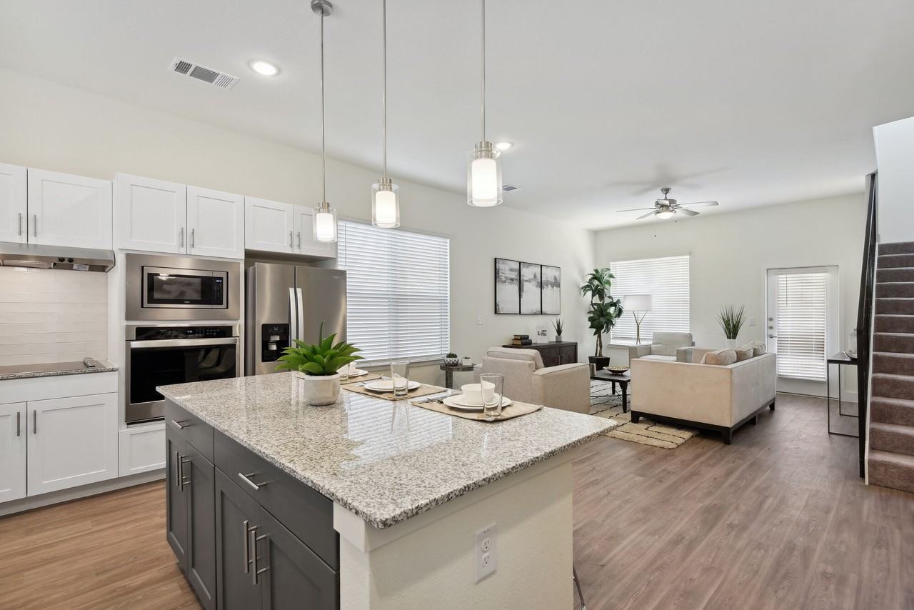 Vue at Sonoma Verde Apartments & Single Family Homes - Photo 5 of 50