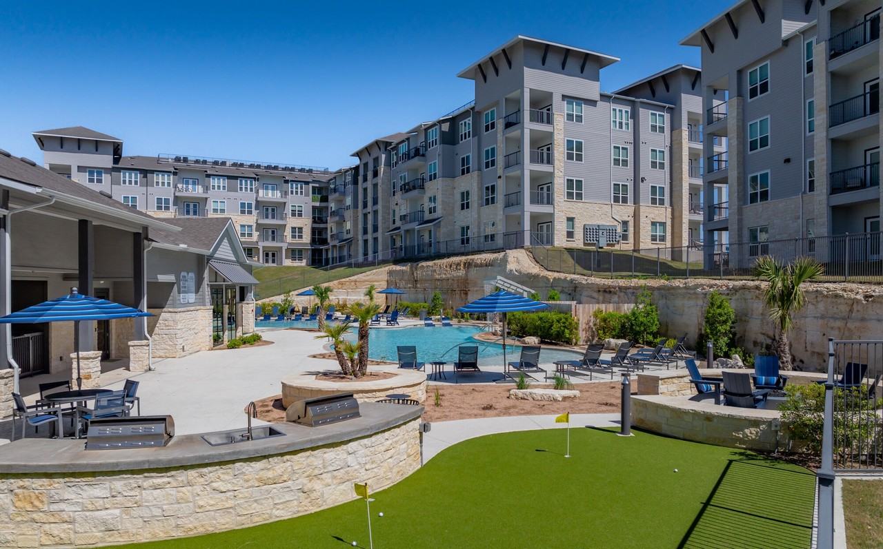 Vue at Sonoma Verde Apartments & Single Family Homes - Photo 7 of 50