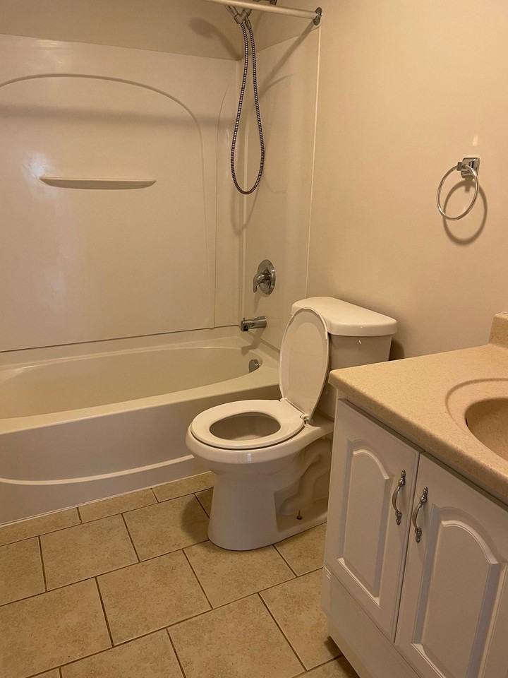 124 East Genesee Street - Photo 7 of 14