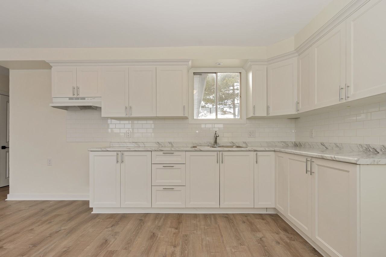 3142 4th Line - Photo 3 of 28