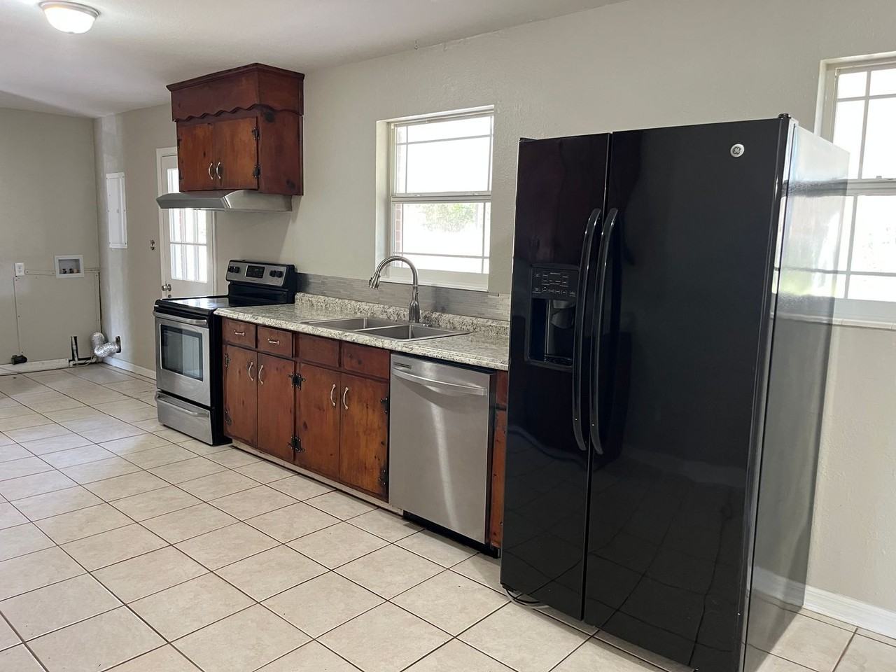 423 Se Country Club Rd - Photo 6 of 16