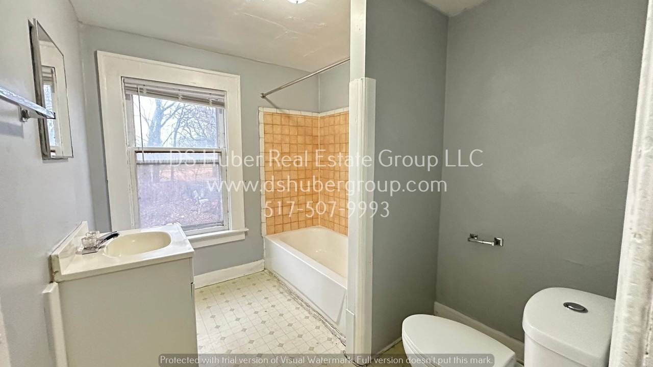 1136 N Martin Luther King Jr Blvd - Photo 7 of 14