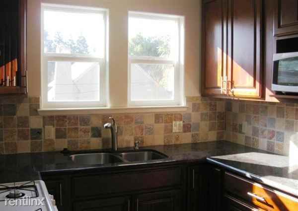 S Shoreline Blvd & Villa St - Photo 3 of 15