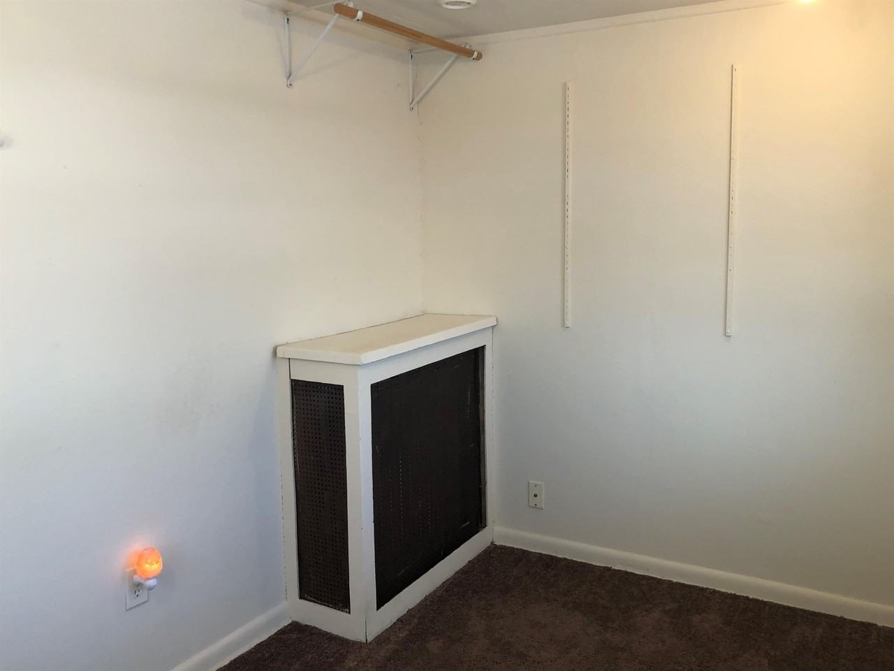 RM 2019 Sherman  Avenue - Photo 3 of 21