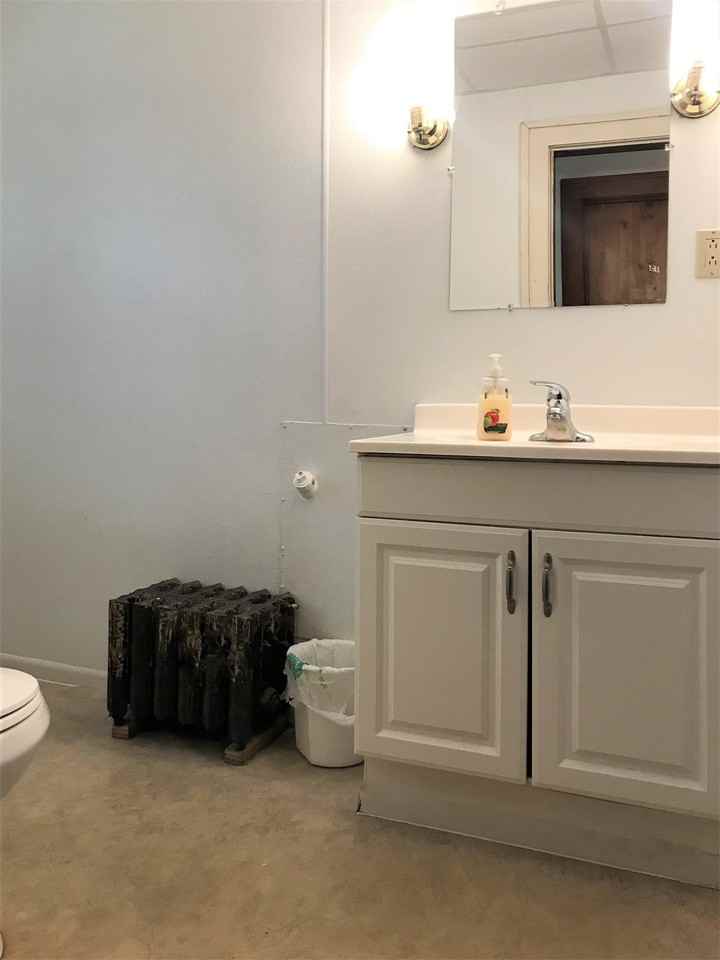 RM 2019 Sherman  Avenue - Photo 5 of 21