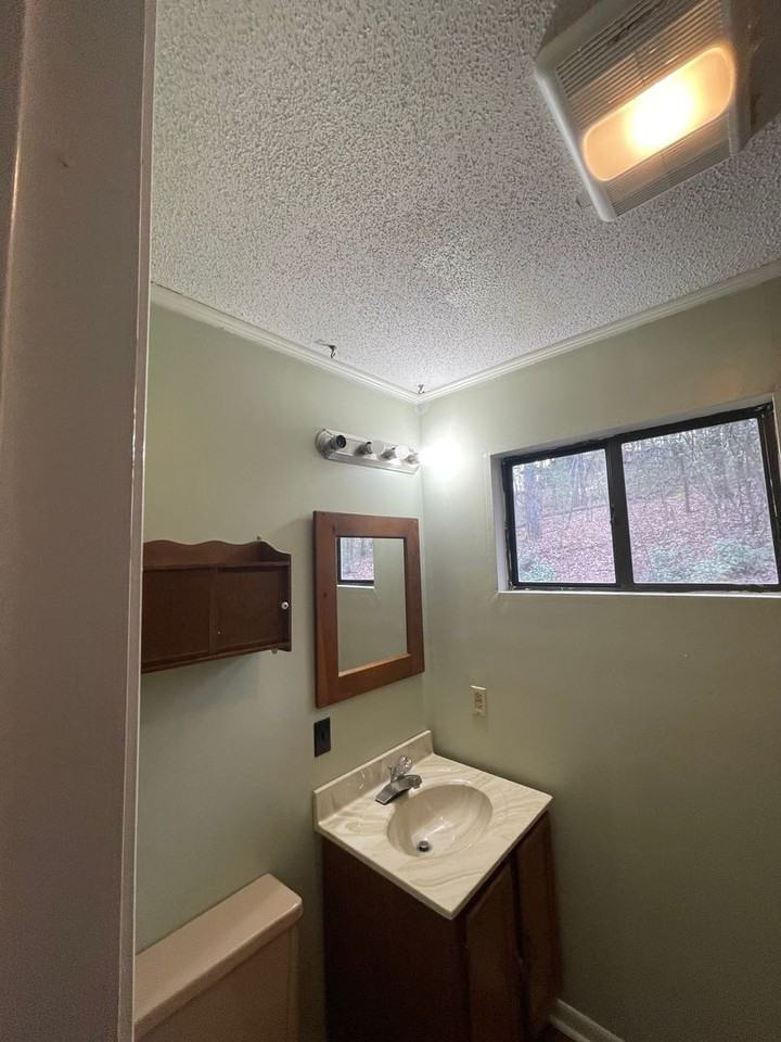 Woods Dr - Photo 2 of 10