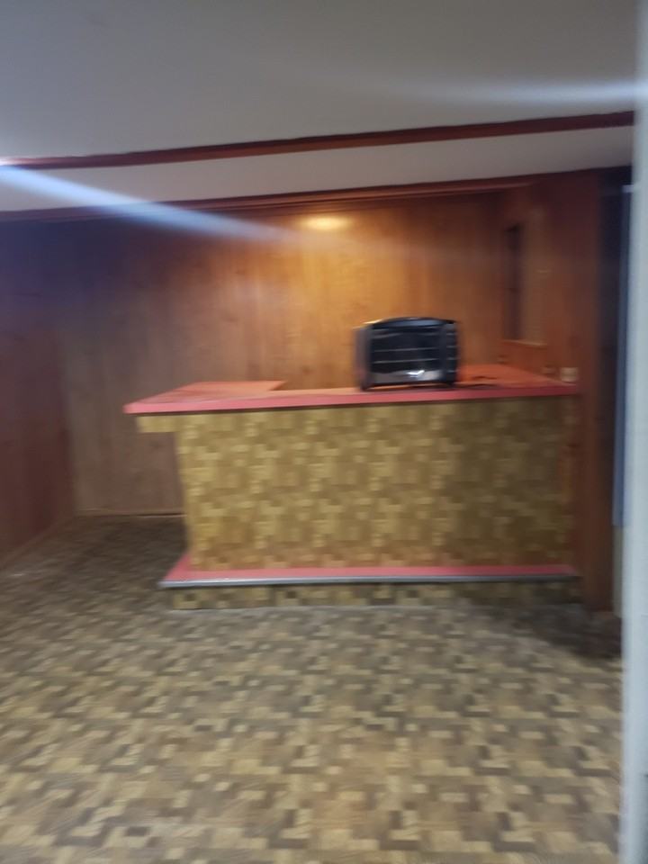 1640 Washington Ave - Photo 3 of 32