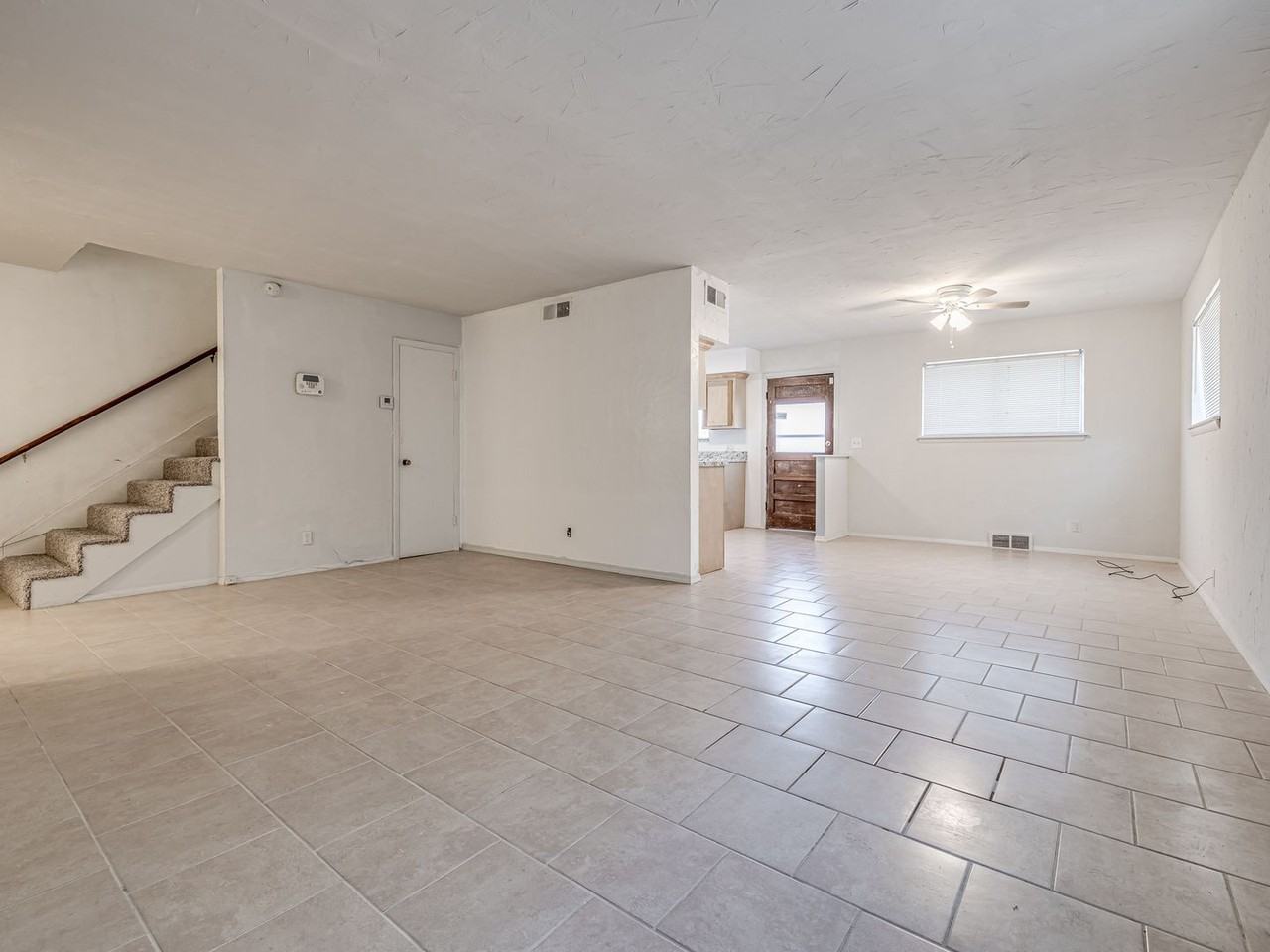 33 1/2 Ne 63rd St - Photo 7 of 27