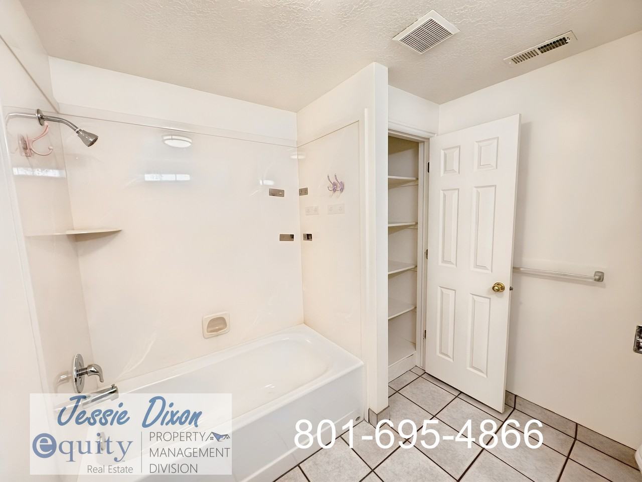 Park Place Ln - JD - Photo 5 of 29