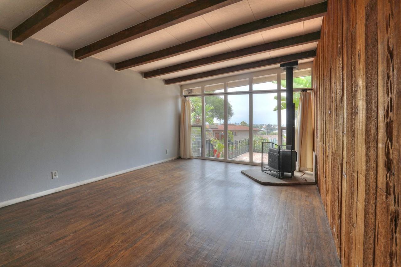 971 E Carrillo Rd - Photo 2 of 29