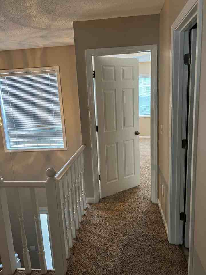 107 Woodrun Dr - Photo 3 of 20